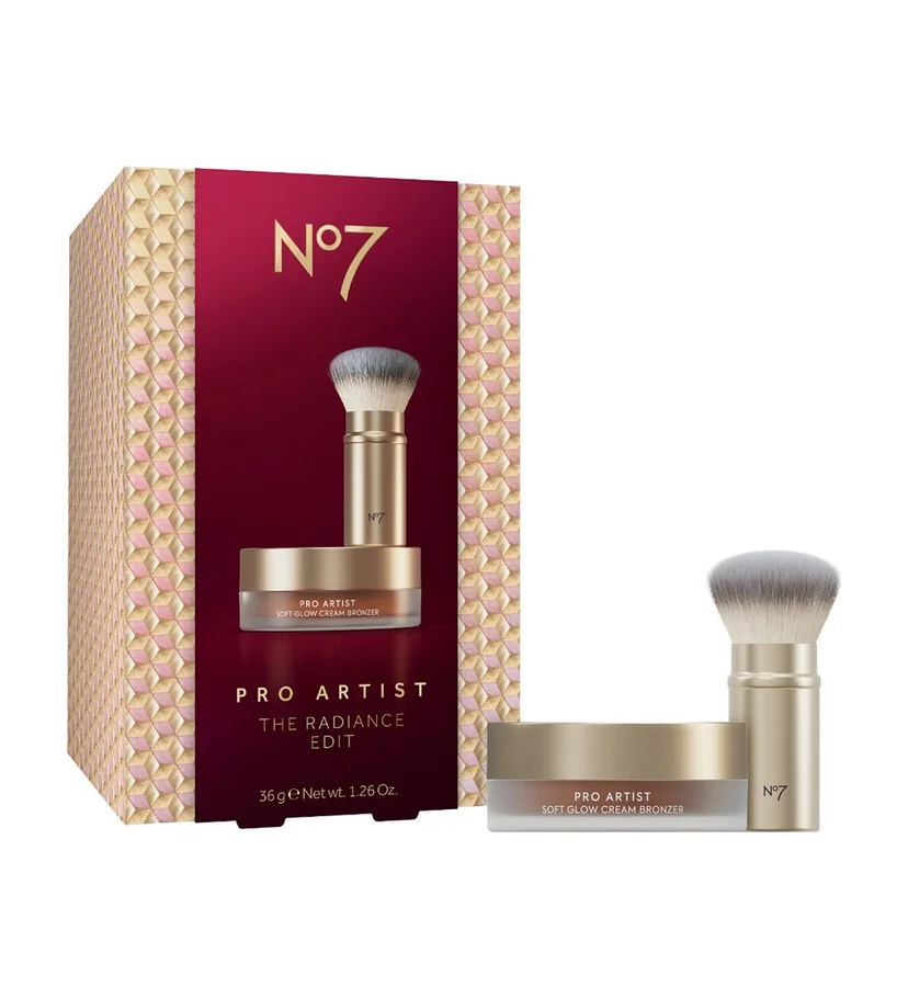 NO7 No7 Pro Artist Bronzer & Brush