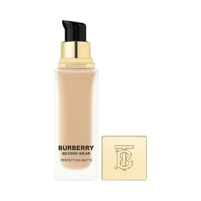 Burberry Burberry Beyond Wear Perfecting Matte Foundation Light Warm #30