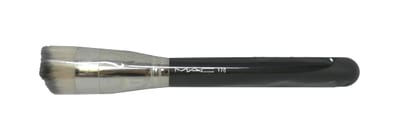 MAC MAC Brush - 170 Synthetic Rounded Slant Foundation