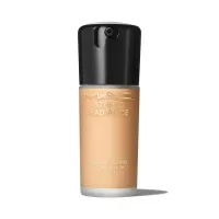 MAC MAC Studio Radiance Serum-Powered Foundation 30ml – NC30