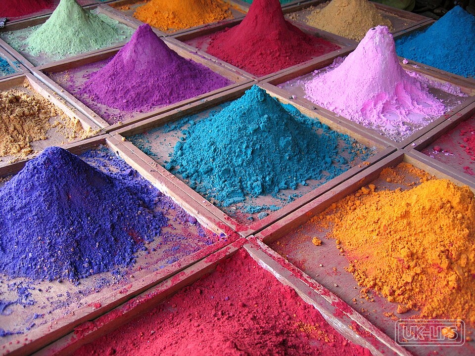 Pigments — Many cosmetic pigments are mineral-based, such as iron oxides sourced from earth deposi… | UK Lips ingredient guide