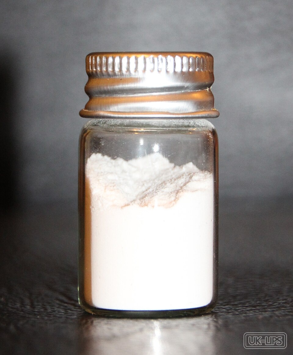 Silica — Silica is a mineral derived from quartz, a naturally abundant crystalline compound foun… | UK Lips ingredient guide