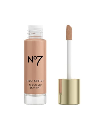 NO7 No7 Pro Artist Silk Glazeskin Tint Light 2.0 30ml
